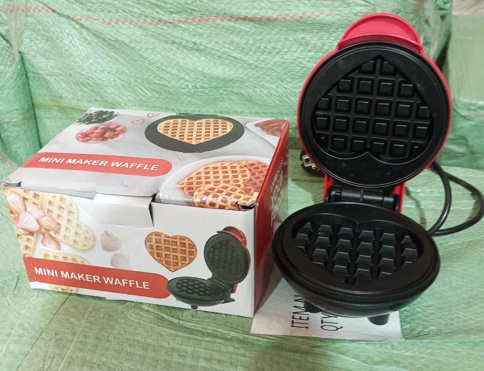 Mini Waffle Maker Machine Waffle Iron Home Appliances Kitchen Gift Easy To Clean, On-Stick Surfaces, Perfect Breakfast, Dessert, Sandwich, Pan Cakes, Paninis / Other Snacks Machine Mini Waffle Maker Machine Waffle Iron Home Appliances Kitchen Gift Easy To Clean, On-Stick Surfaces, Perfect Breakfast, Dessert, Sandwich, Pan Cakes, Paninis / Other Snacks Machine